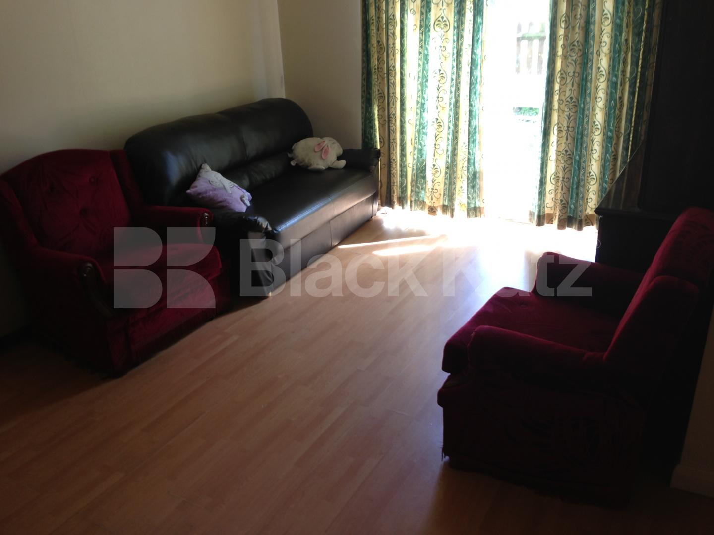 			4 Bedroom, 1 bath, 1 reception Flat			 Portland Road, Seven Sisters